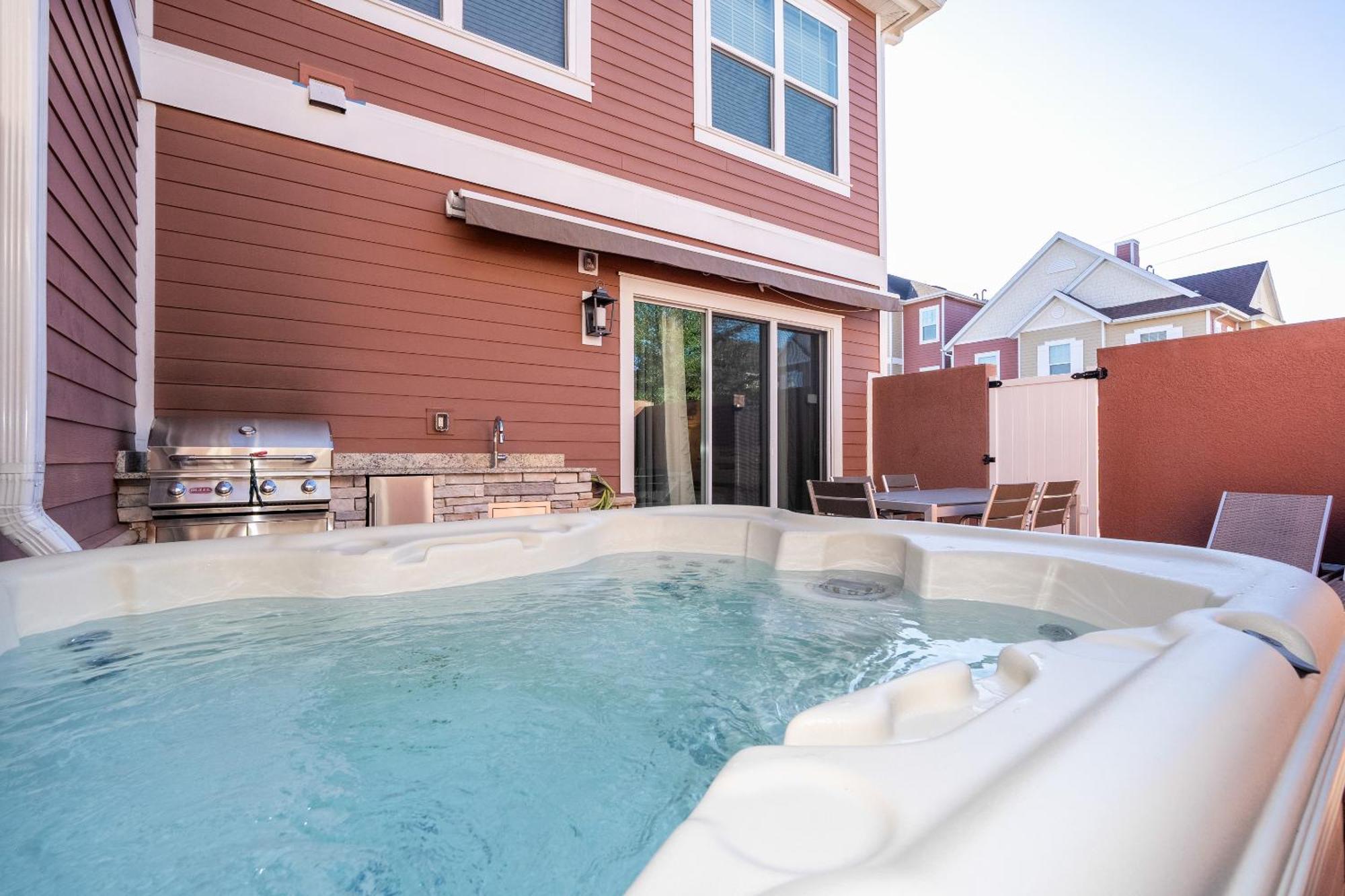 Casa de férias Dluxx Vacay 5 House With Hot Tub 2633 Orlando